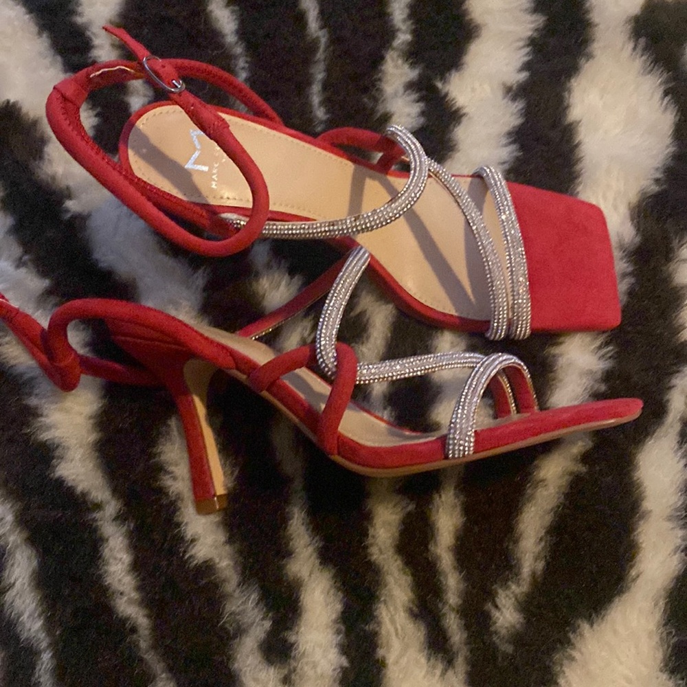 Marc Fisher Red Heeled Sandals with Silver Crystal Straps❤️‍🔥❤️‍🔥❤️‍🔥